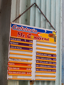 Reiseguide Kuba - Straßenkiosk Preistafel